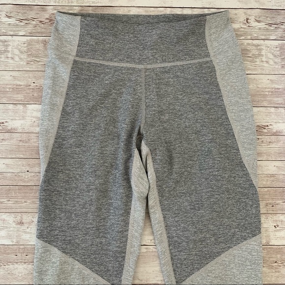 Outdoor Voices Grey Colorblock Mid Rise Leggings - Picture 5 of 11
